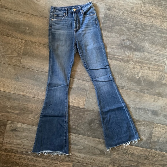 High-Rise Articles of Society Jeans - Picture 1 of 6